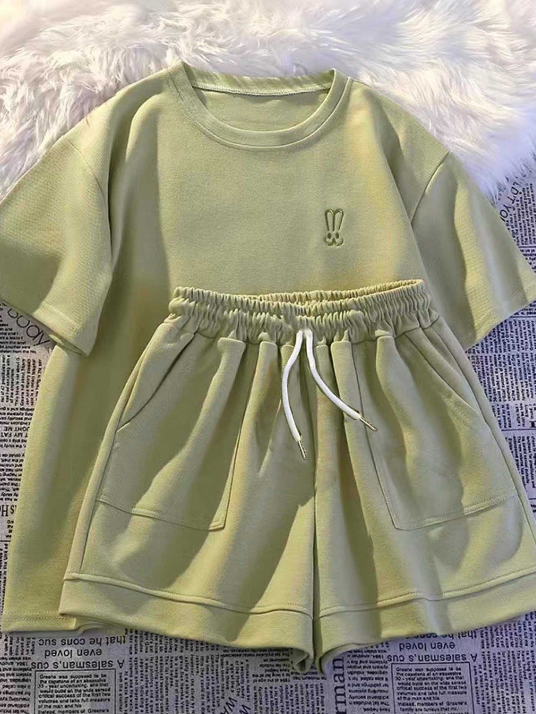 2024 Yangi Qizlar Yozgi Ikki Qismli Qaytargichli Kostyum