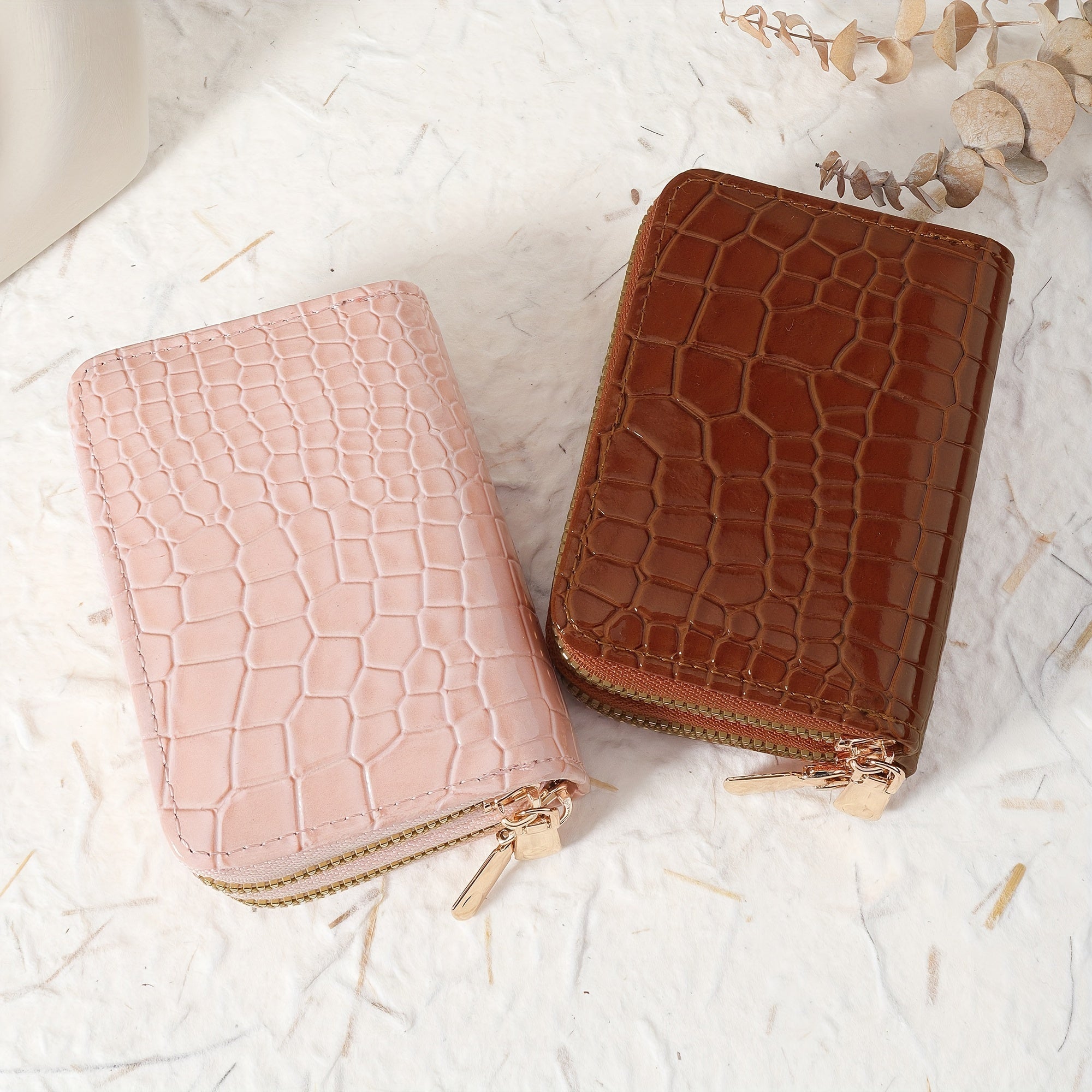 Women's Crocodile Pattern Synthetic Leather Zipper Wallet with Card Slots in Multiple Colors