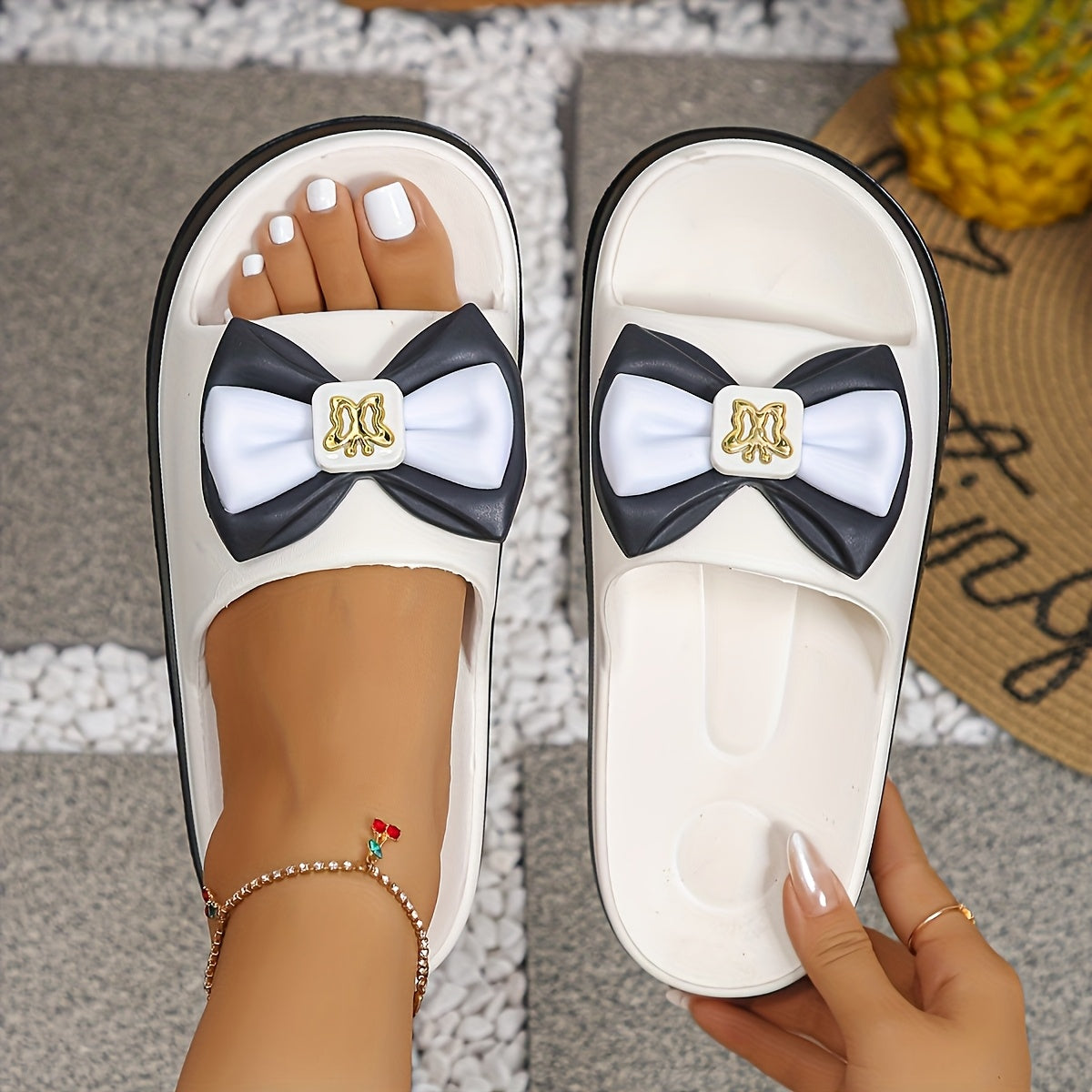 Women's EVA Slide Sandals Open-Toe Cushioned Casual Indoor Slippers