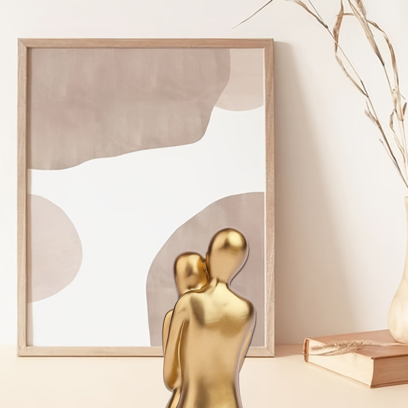 Golden Hug Couple Ornament Romantic Decor for Special Occasions