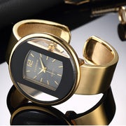 Women's Quartz Bracelet Watch Large Golden Dial Alloy Band Casual