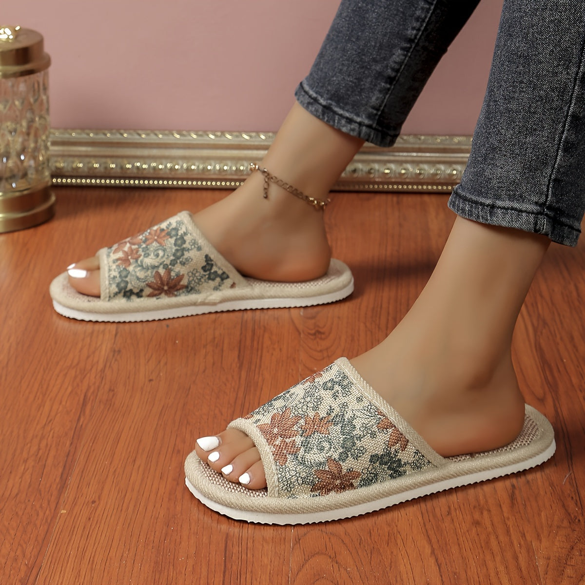 Havo o'tkazadigan linen shippaklar erkaklar va ayollar uchun, ko'k gullü, barcha mavsumlar uchun EVA taglik bilan