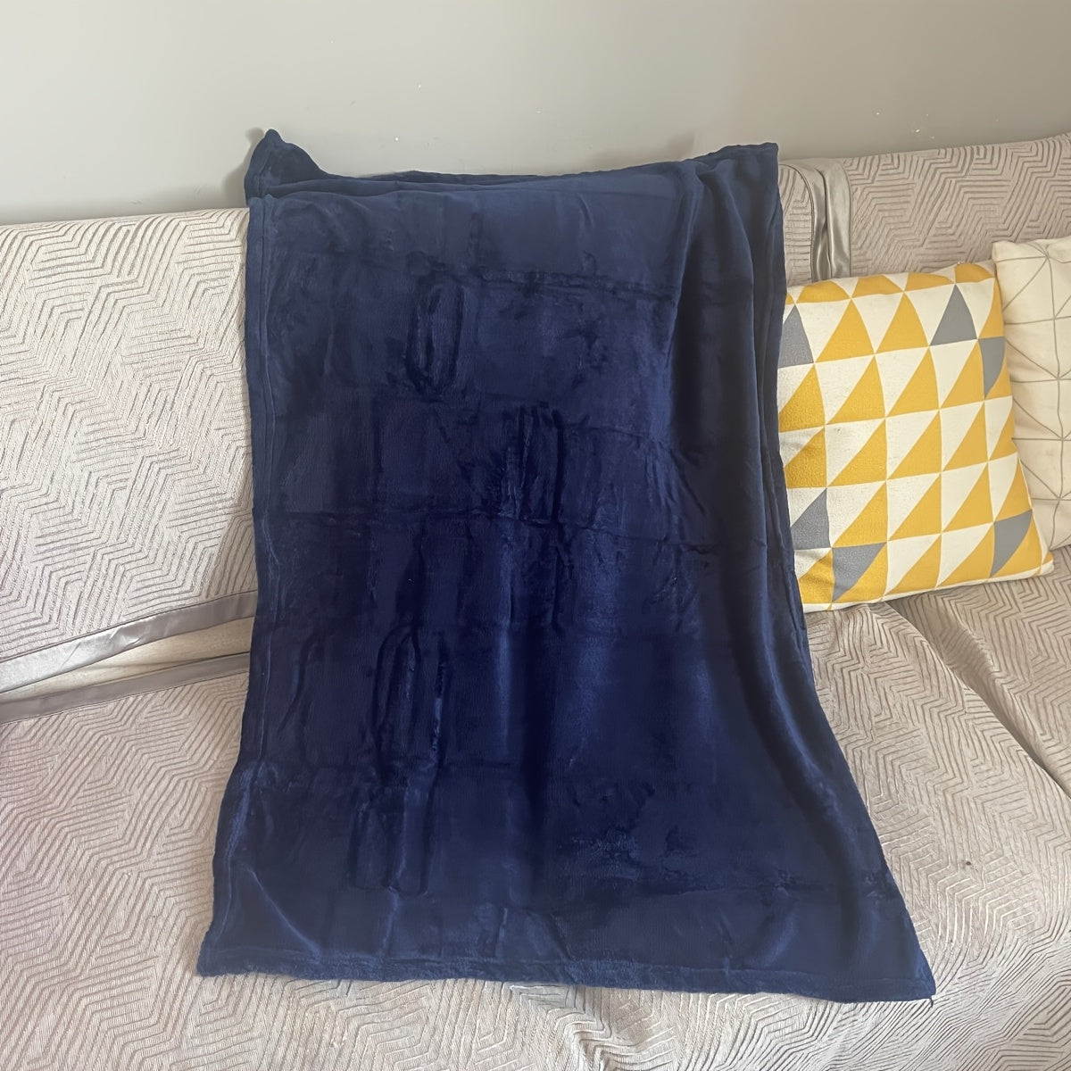 Solid Color Fleece Blanket in the New Blanket Series