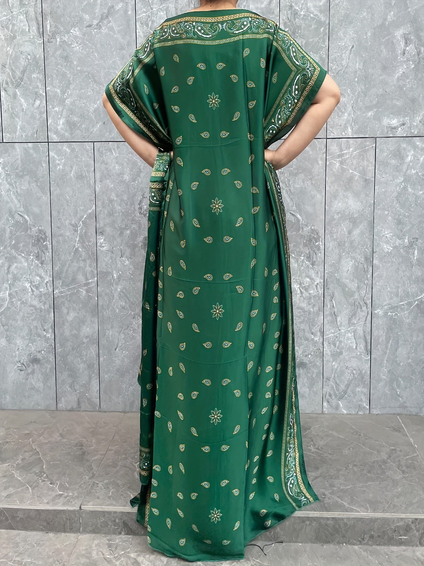 Plus o'lcham polyester kaftan kiyimi uzun qo'lqopli erkin fit tunik barcha mavsumlar uchun kundalik