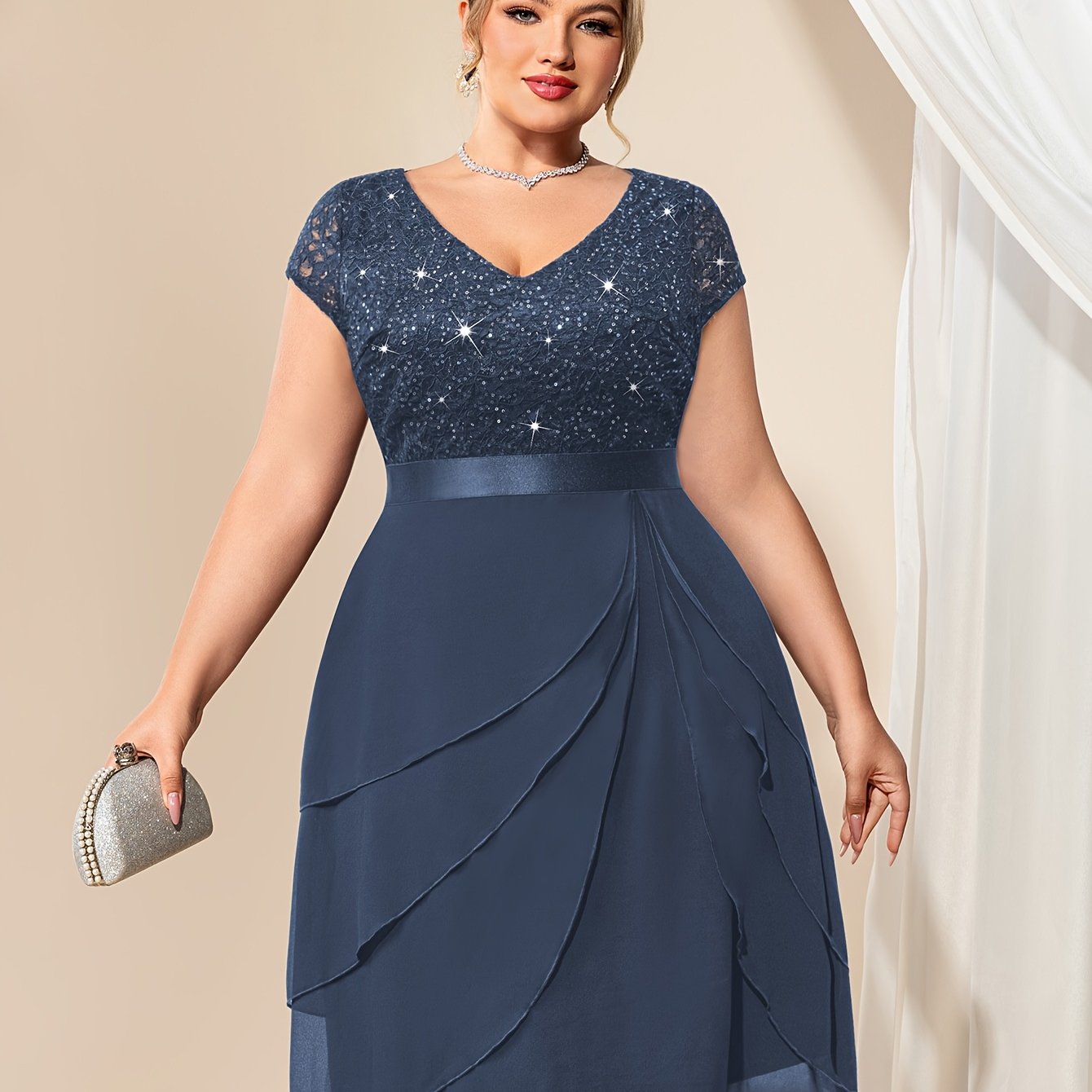 Plus Size Women's Formal Lace Dress with Tiered Chiffon Skirt