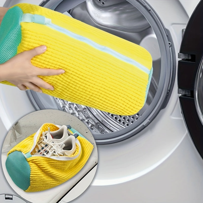 Yellow Polyester Shoe Washing Bag with Mesh Pockets Zipper Safe Laundry