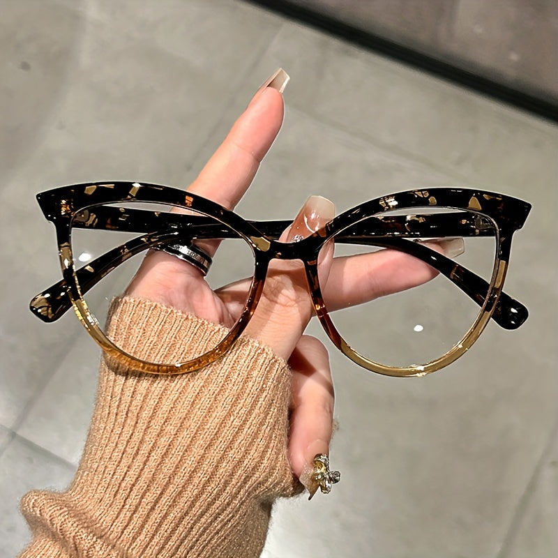 Retro-Inspired Cat Eye Glasses Women Transparent Lenses Fashionable Computer Eyewear