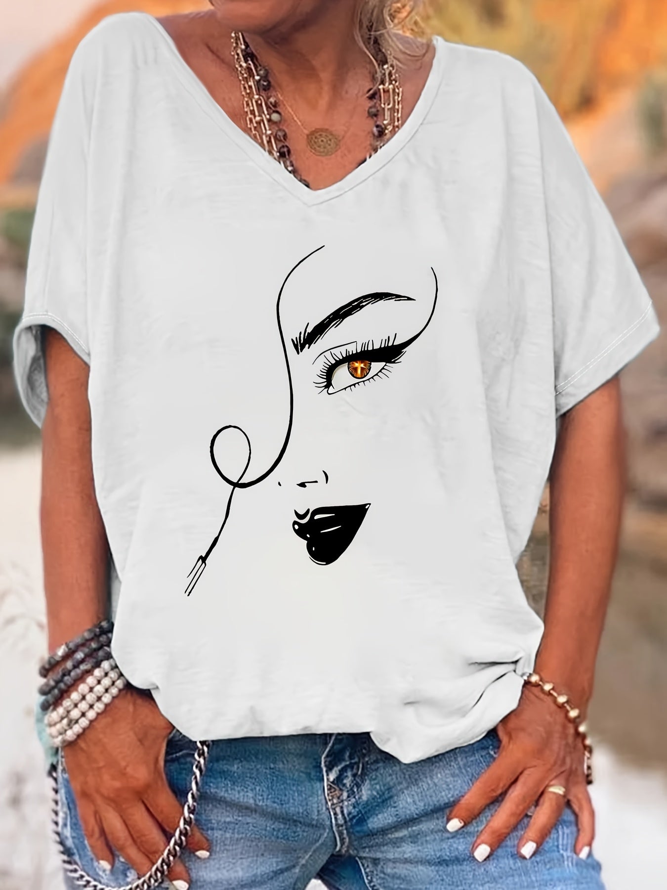 Plus Size Women's Light Grey V-Neck T-Shirt Batwing Sleeve Casual Chic Top