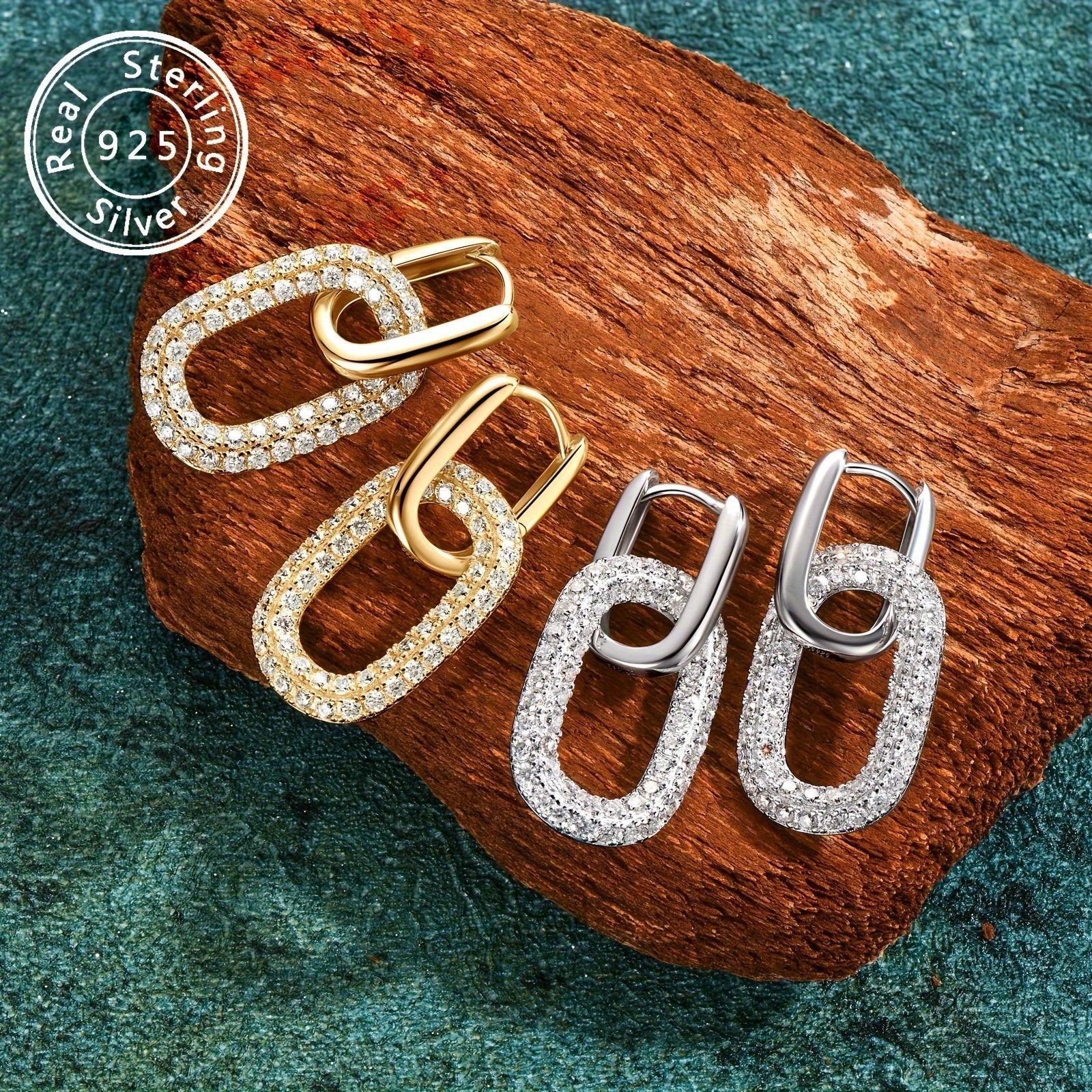 Ushbu zamonaviy dumaloq sirg'alar 925 oltin bilan tayyorlangan va umumiy og'irligi 5.84g. Ular 108 dona 1.7mm Mozambik toshlari va 2 dona 1.08 karat Mozambik toshlari bilan bezatilgan. Sirg'alar ko'p qirrali bo'lib, ikki xil uslubda taqilishi mumkin.