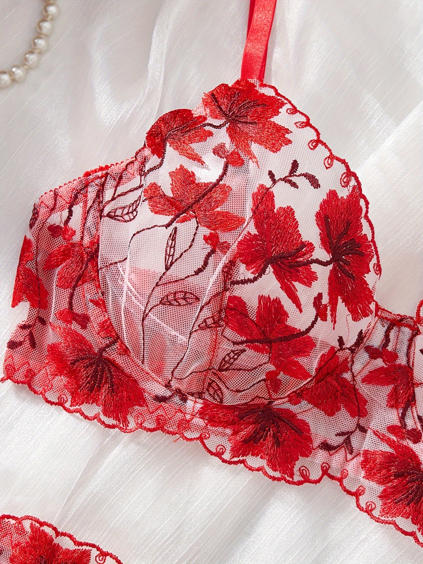 Women's Floral Embroidered Lingerie Set with Lace Details