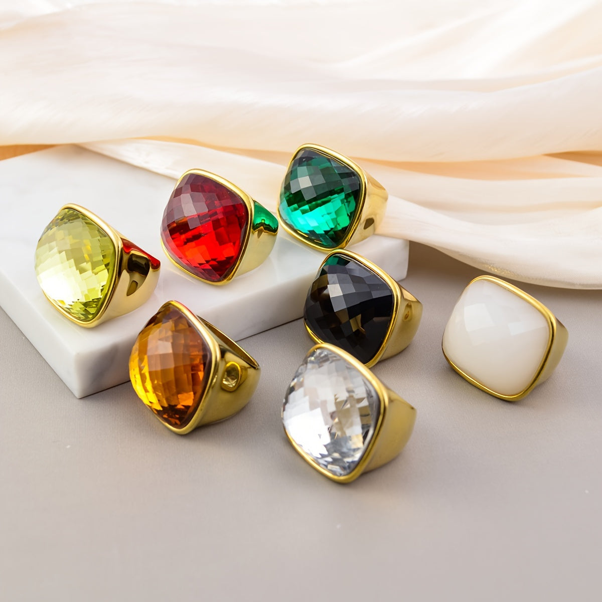 Ayollar uchun hashamatli kvadrat toshli uzuk, 18K qoplangan zirkoniy, zanglamaydigan po'latdan tayyor zargarlik buyumlari