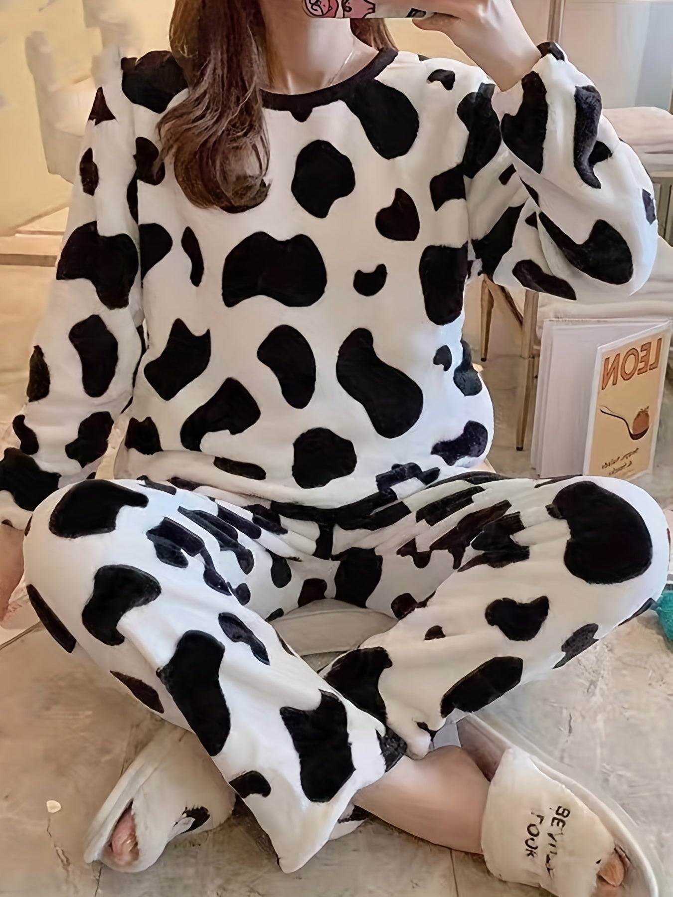 Women's Cow Print Flannel Pajama Set Long Sleeve Winter Sleepwear