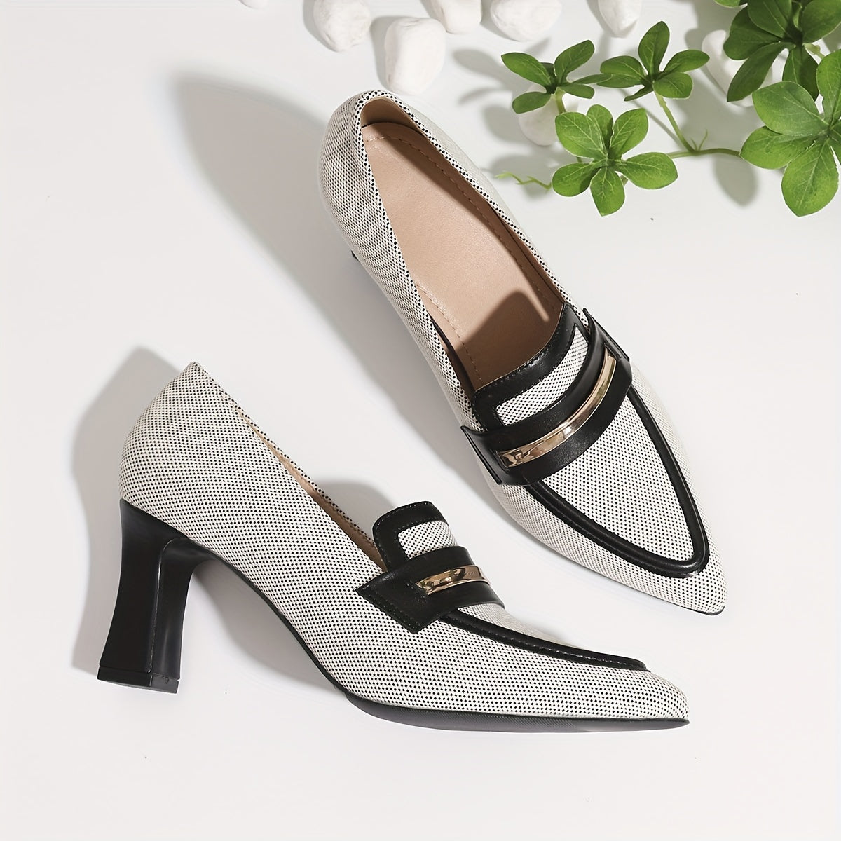 Women's Two-Tone Pointed Toe Mary Jane High Heels Black White Chunky Heel