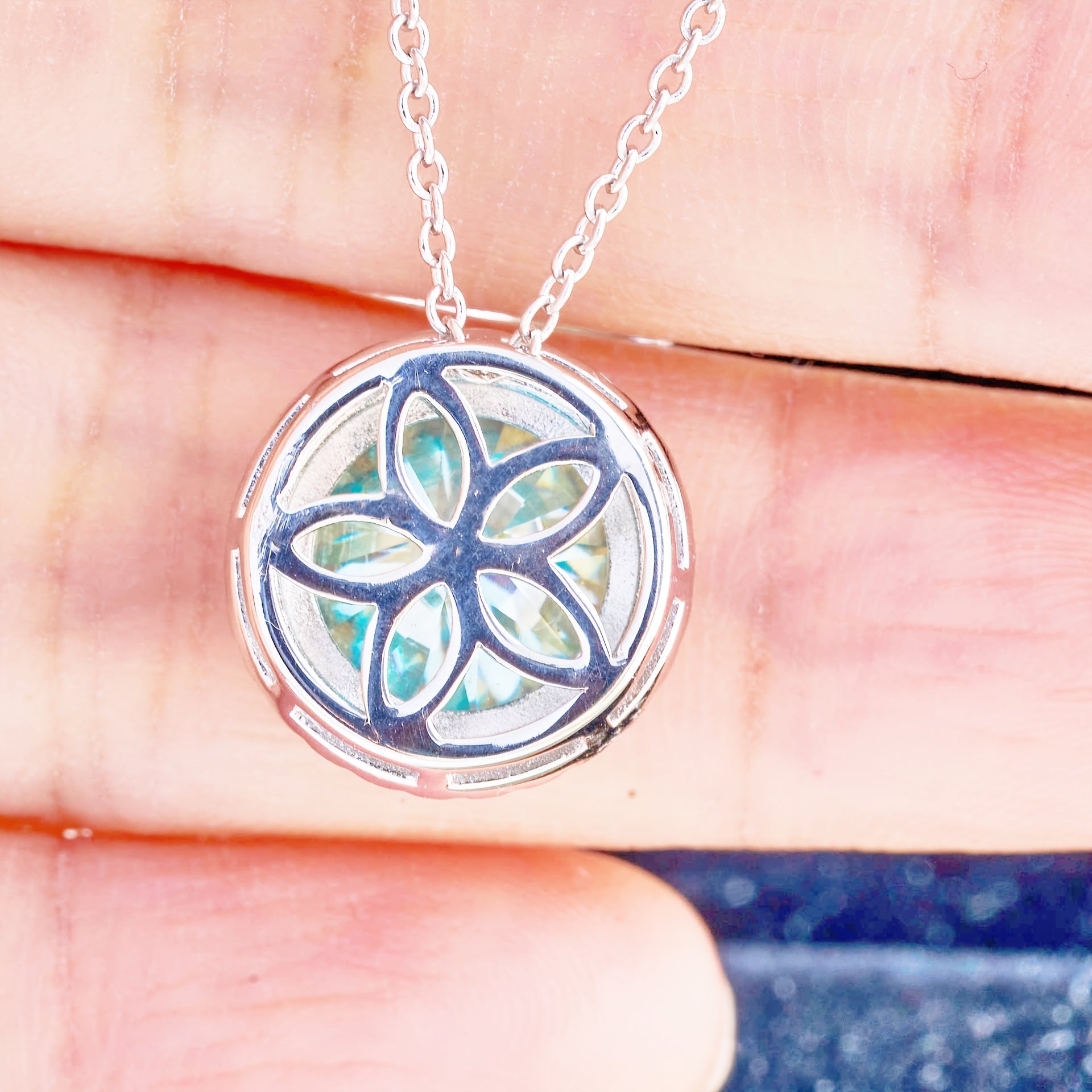 Unisex Moissanite Pendant Necklace 5ct Red Gold S925 Silver Engagement Gift