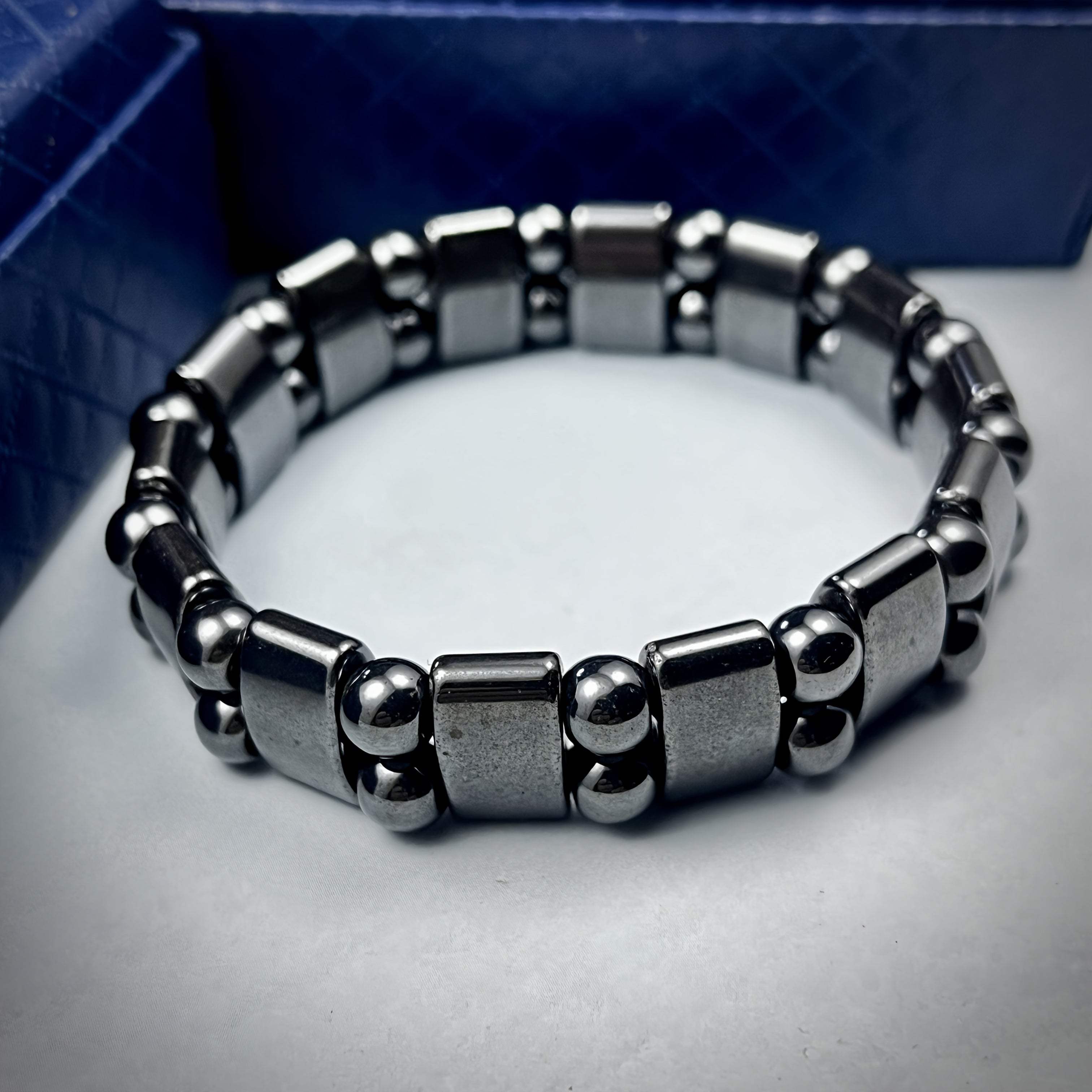 Ayollar uchun tabiiy toshlar va Terahertz davolash toshlari bilan Boho Beaded Bracelet