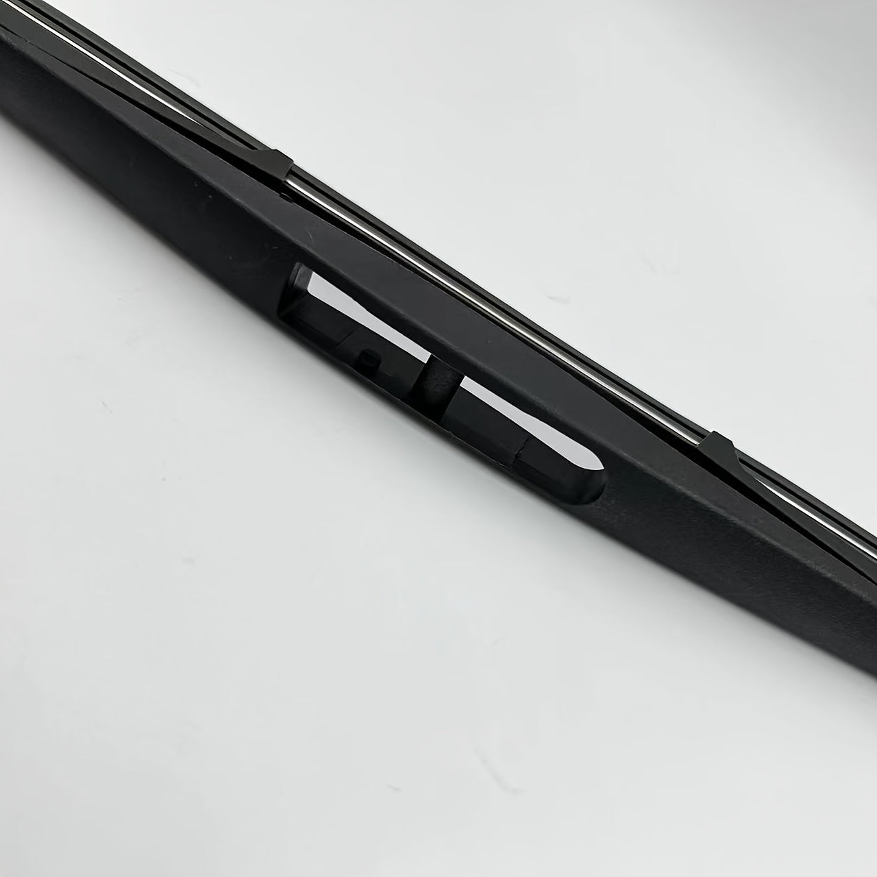 Universal Rear Wiper Blade Natural Rubber 30.48cm 35.56cm All-Weather Replacement