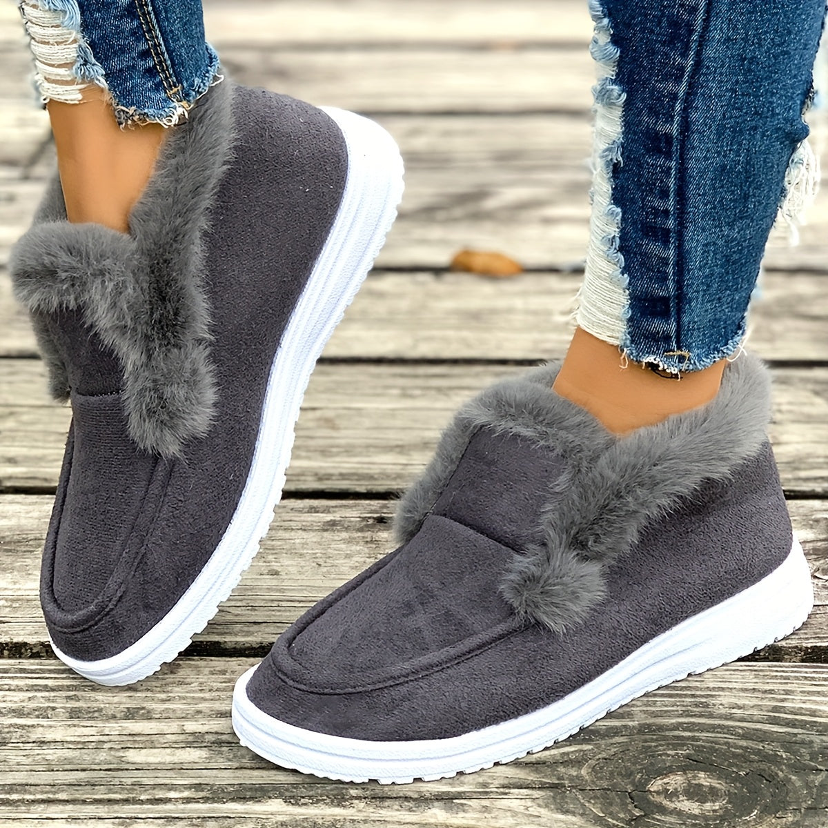 Women's Fleece-Lined Winter Snow Boots Cozy Slip-On Ankle Boots Brown