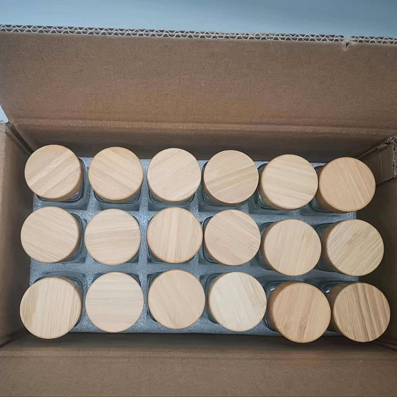 6/12 Glass Spice Jars with Wooden Lids and Aluminum Caps for Kitchen Storage