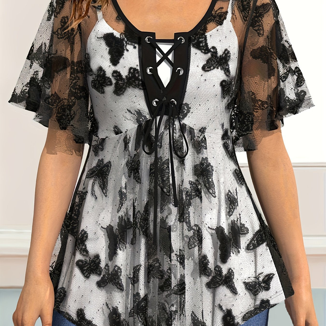 Women's Plus Size Butterfly Pattern Short Sleeve Top Lace Up Lace Top