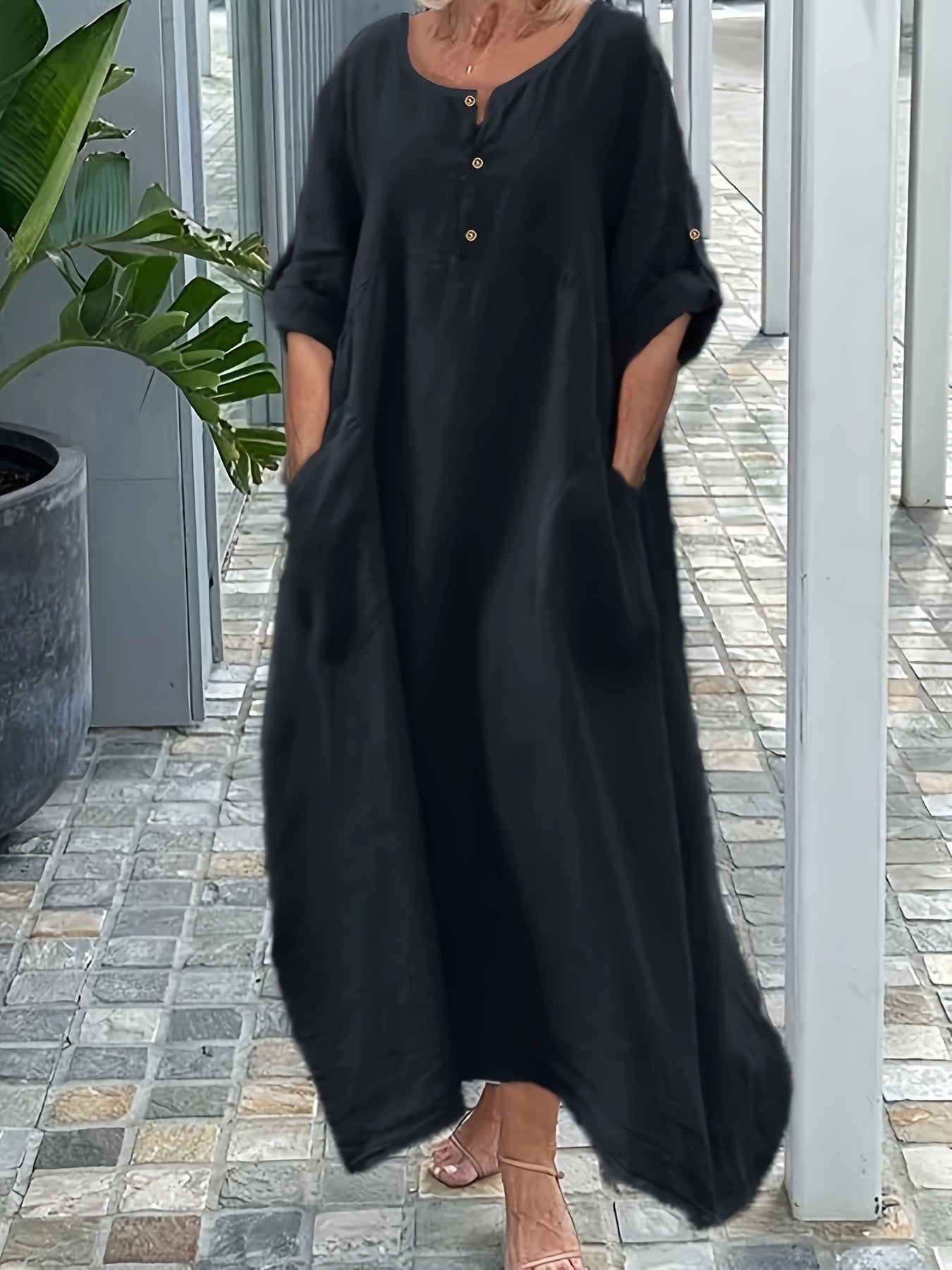 Women's Casual Loose-Fit Solid Color Dress with Round Neck and Button Details