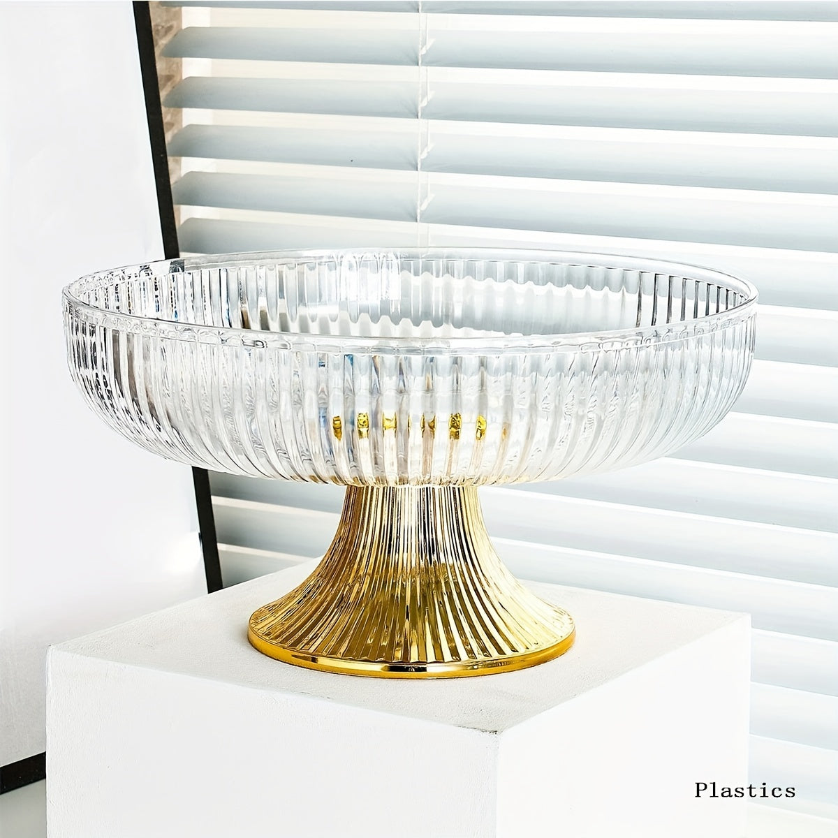 Acrylic Fruit Bowl with Gold Rim and Luxurious Texture for Snacks and Decor