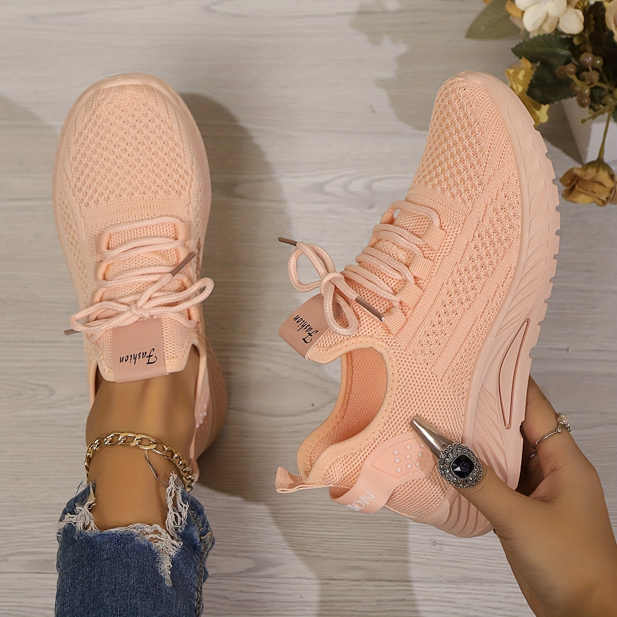 ayollar uchun nafas oluvchi tikuvchali yugurish poyafzali, barcha mavsumlar uchun sneakers yurish va yugurish uchun