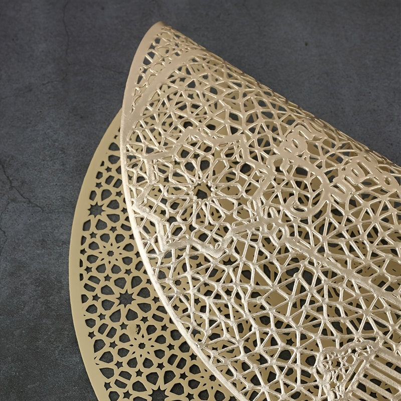 Golden Moon Star Hollow Cutlery Mat 38.1cm Non-Slip Heat-Resistant Dining Pad