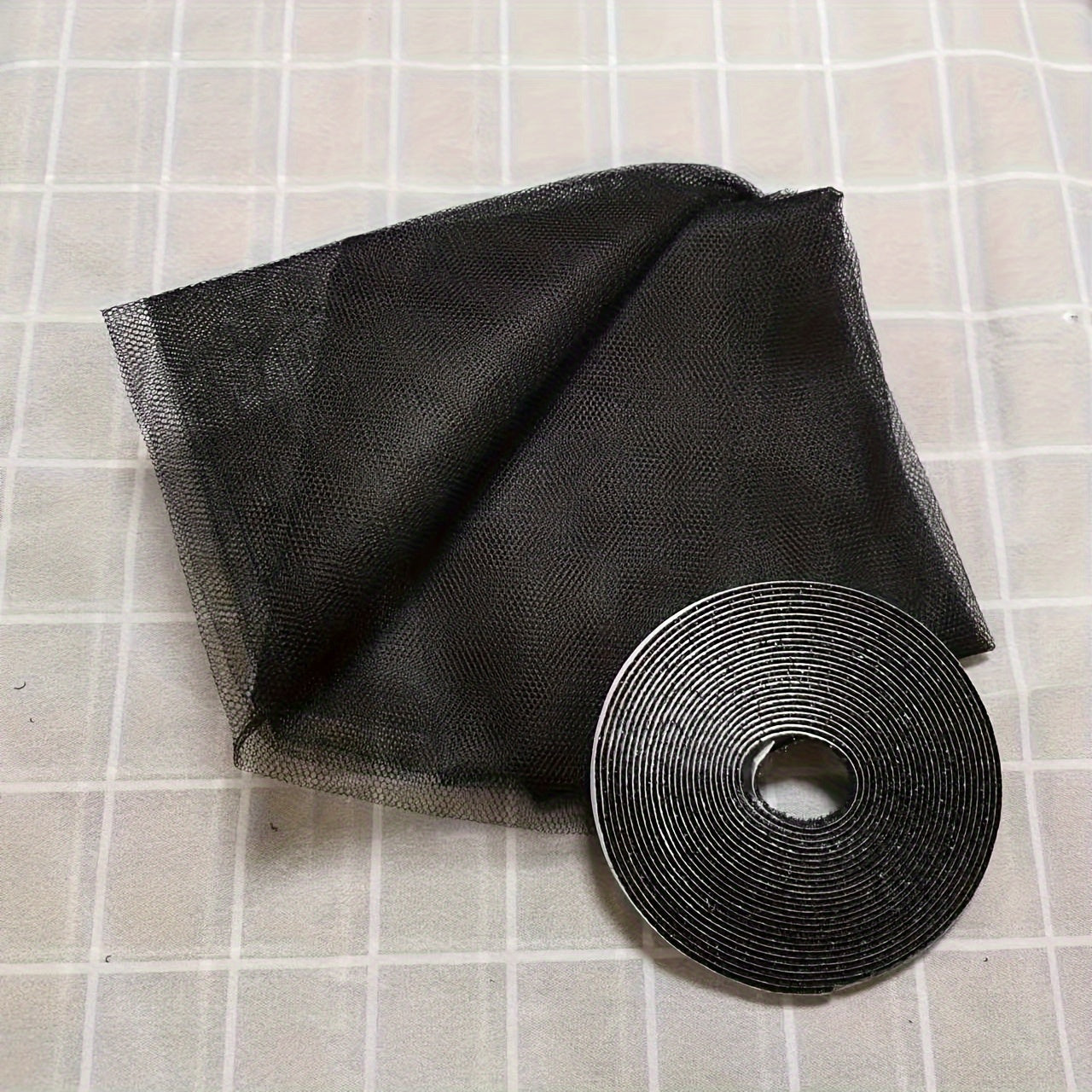 Adjustable Anti-Mosquito Window Screen Netting with Hook and Loop Tape