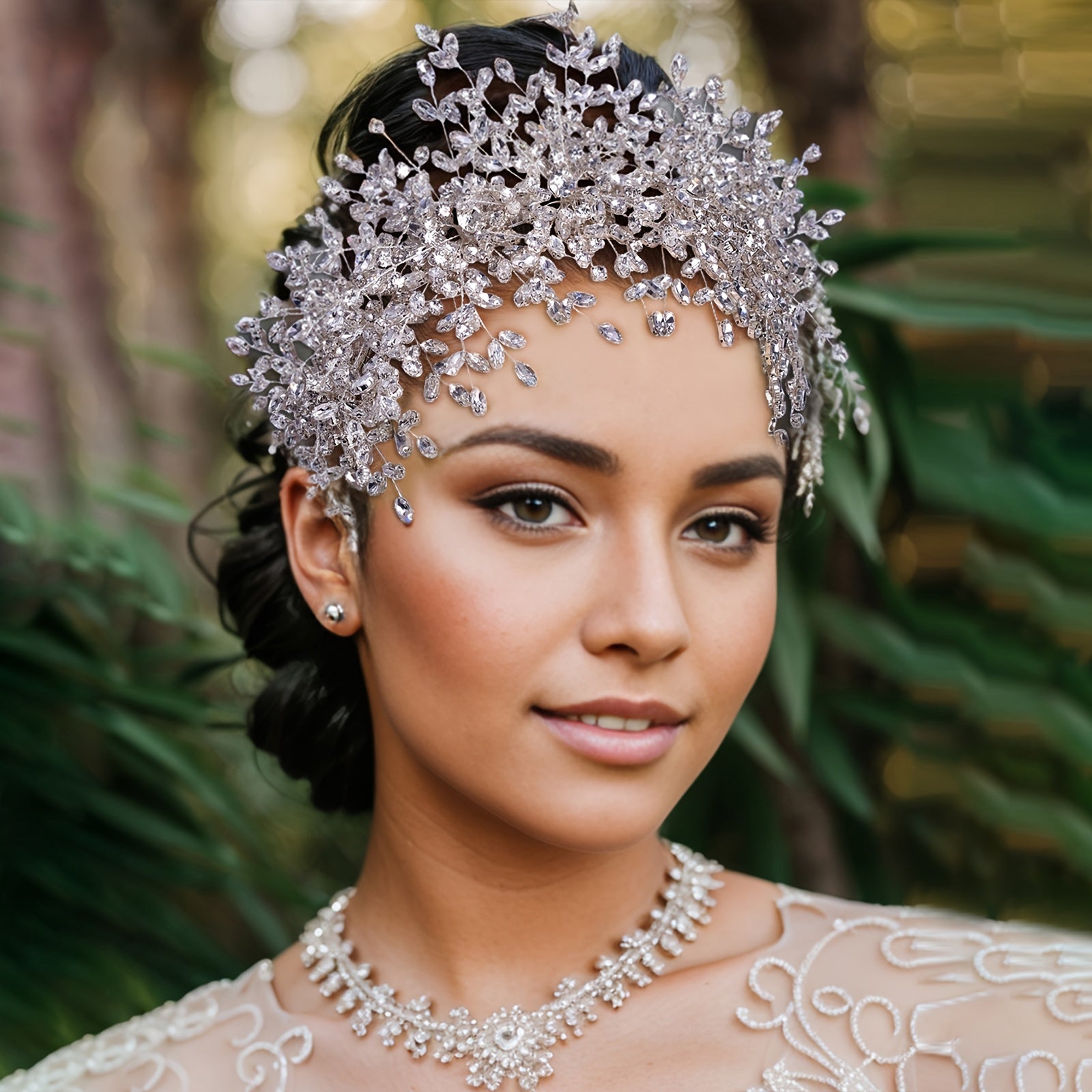 Qoʻlda tayyorlangan Polyresin taxtasi taqilgan bosh band Bohem uslubidagi rhinestone toʻy aksessuari