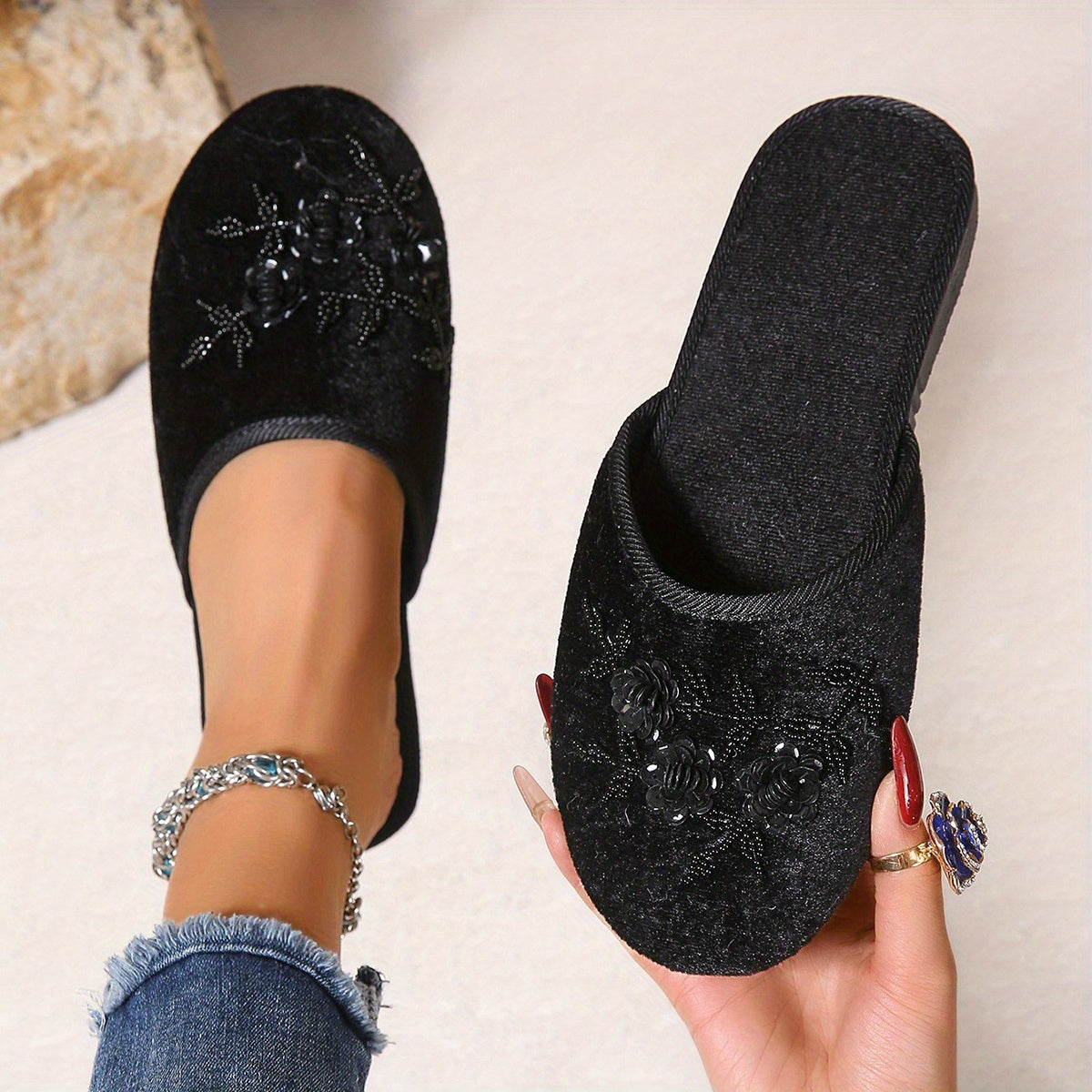 Women Beaded Sequin Floral Slip-On Slippers with EVA Sole for Indoor Outdoor