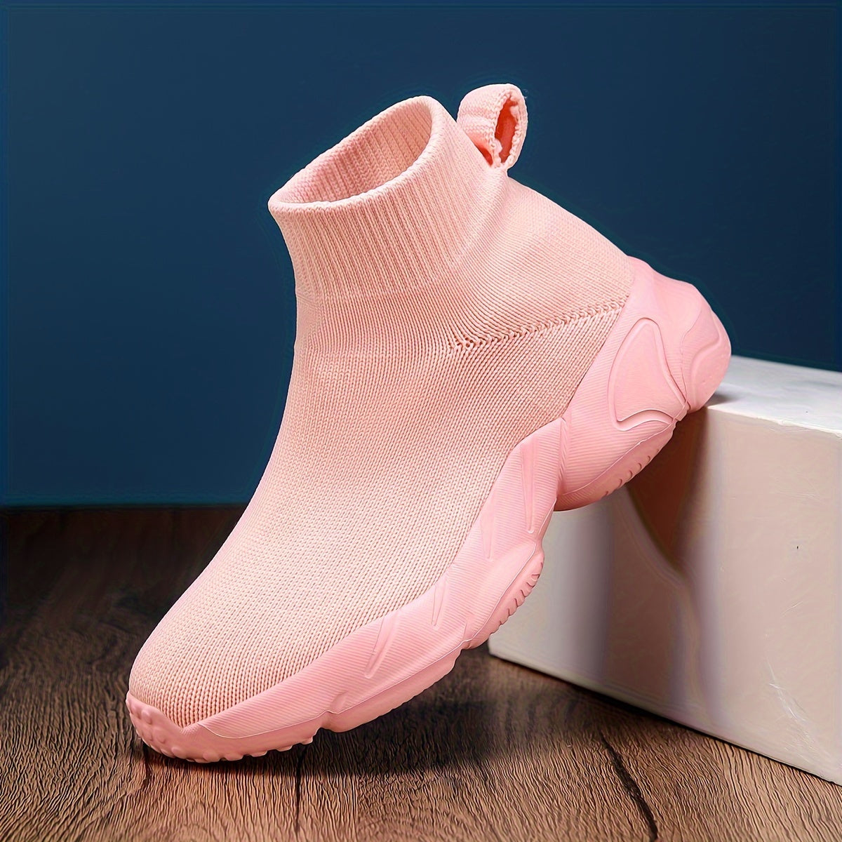 Kids Sports Shoes for Boys and Girls Casual Sneakers Lightweight Breathable All-Season