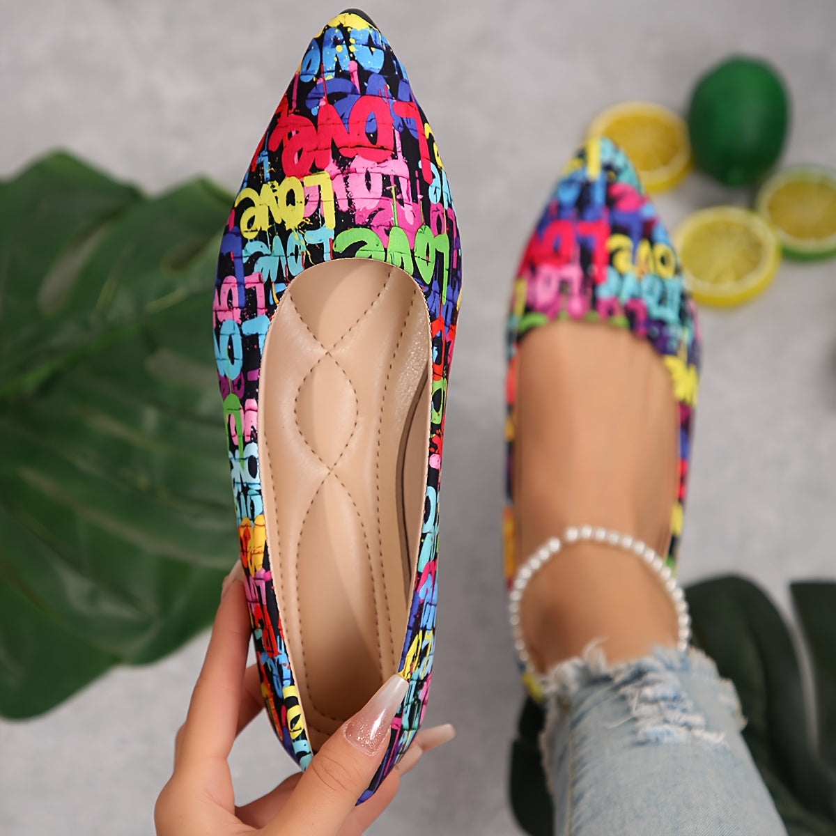 Women's Floral Canvas Flat Shoes with Pointed Toe and Rubber Sole