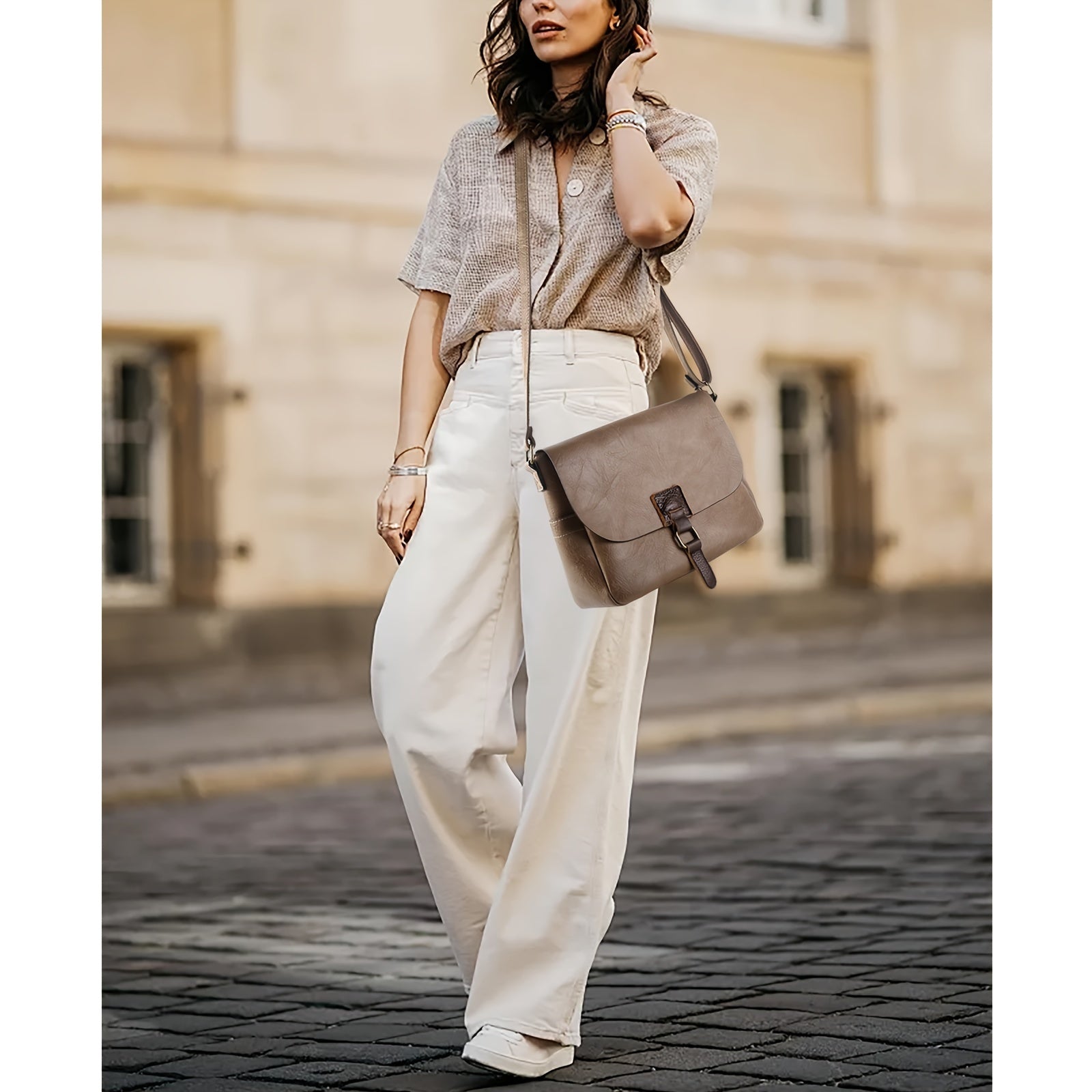 Cowboy-Inspired Crossbody Bag for Women with Vintage Touch and Casual Style in PU Leather